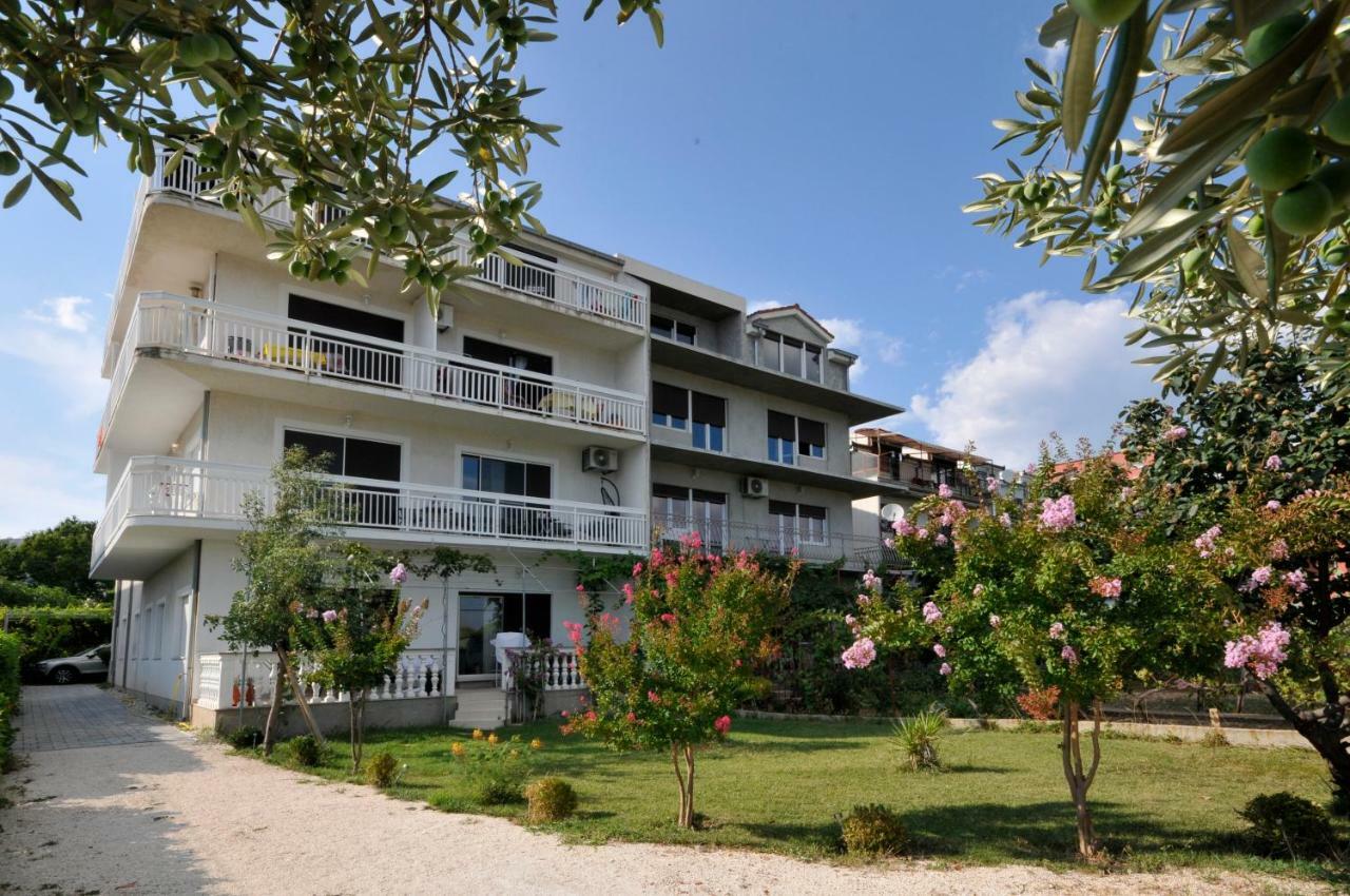 Apartmani Olive Trogir Exteriér fotografie